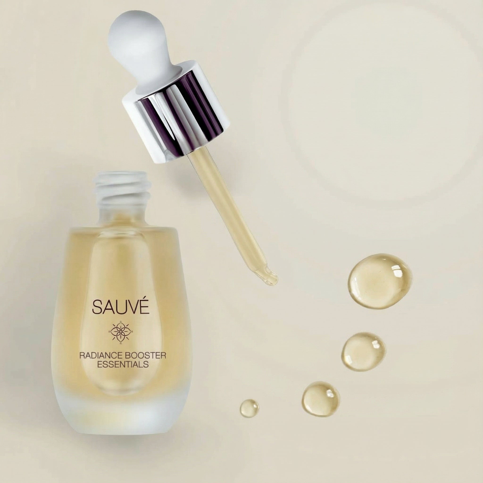 Radiance Booster Essentials – Ser luminator cu vitamină C și squalane