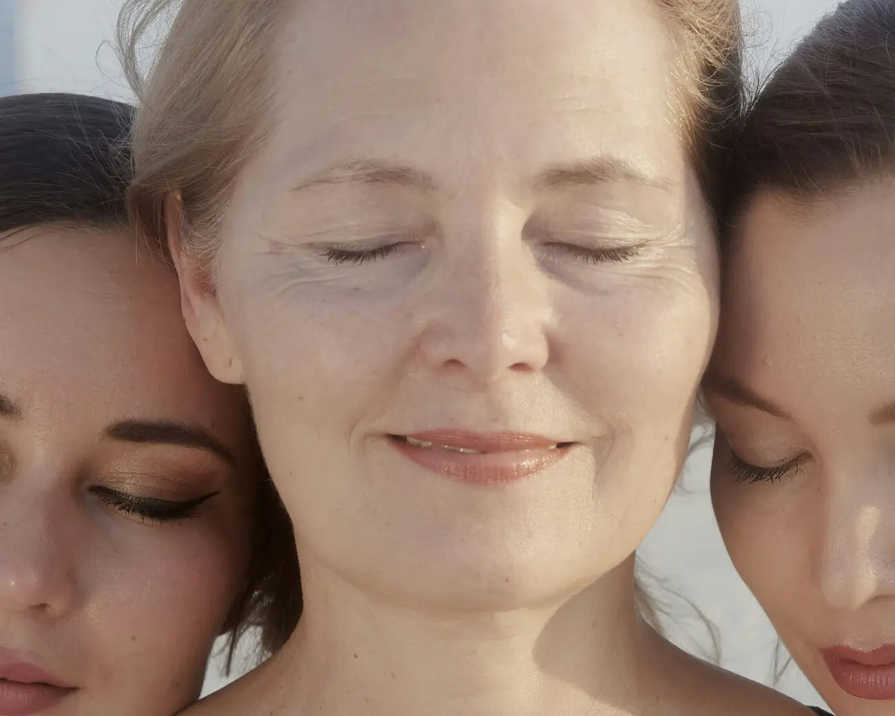 Hormonii și pielea – de la pubertate la menopauză